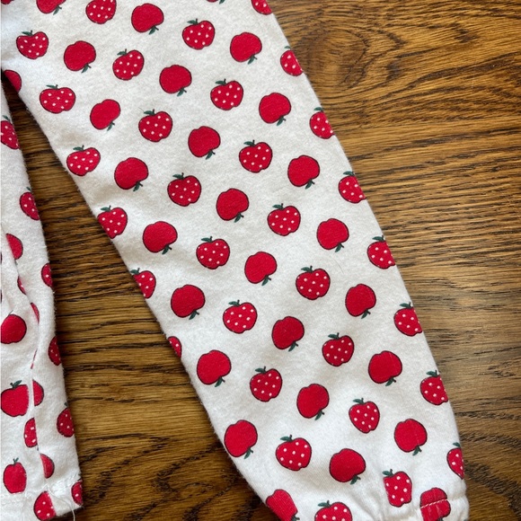 Max Studio Kids Apple Top - Picture 2 of 9